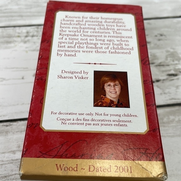 HALLMARK “WIGGLES” Christmas ornament vintage 2001 - Picture 7 of 7